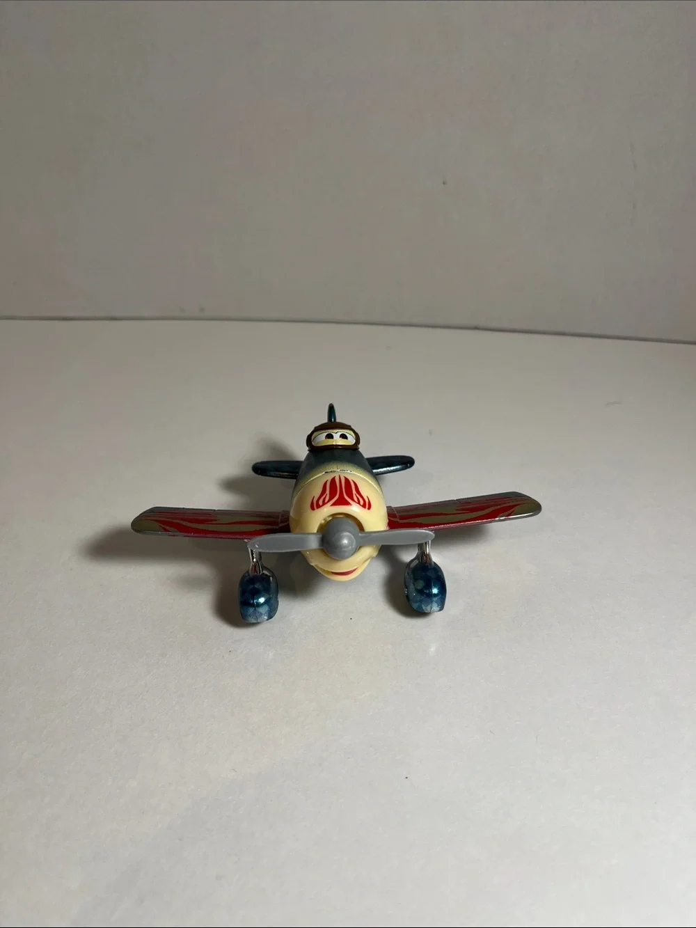 Disney Pixar Cars On The Road Circus Stunt Bi-plane DieCast